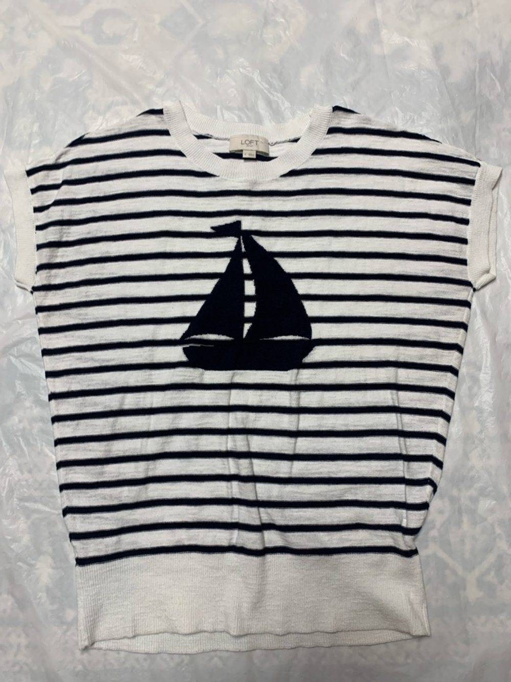 Loft Nautical Sailboat Print Striped Preppy Top White Navy Sz Small 100% Cotton